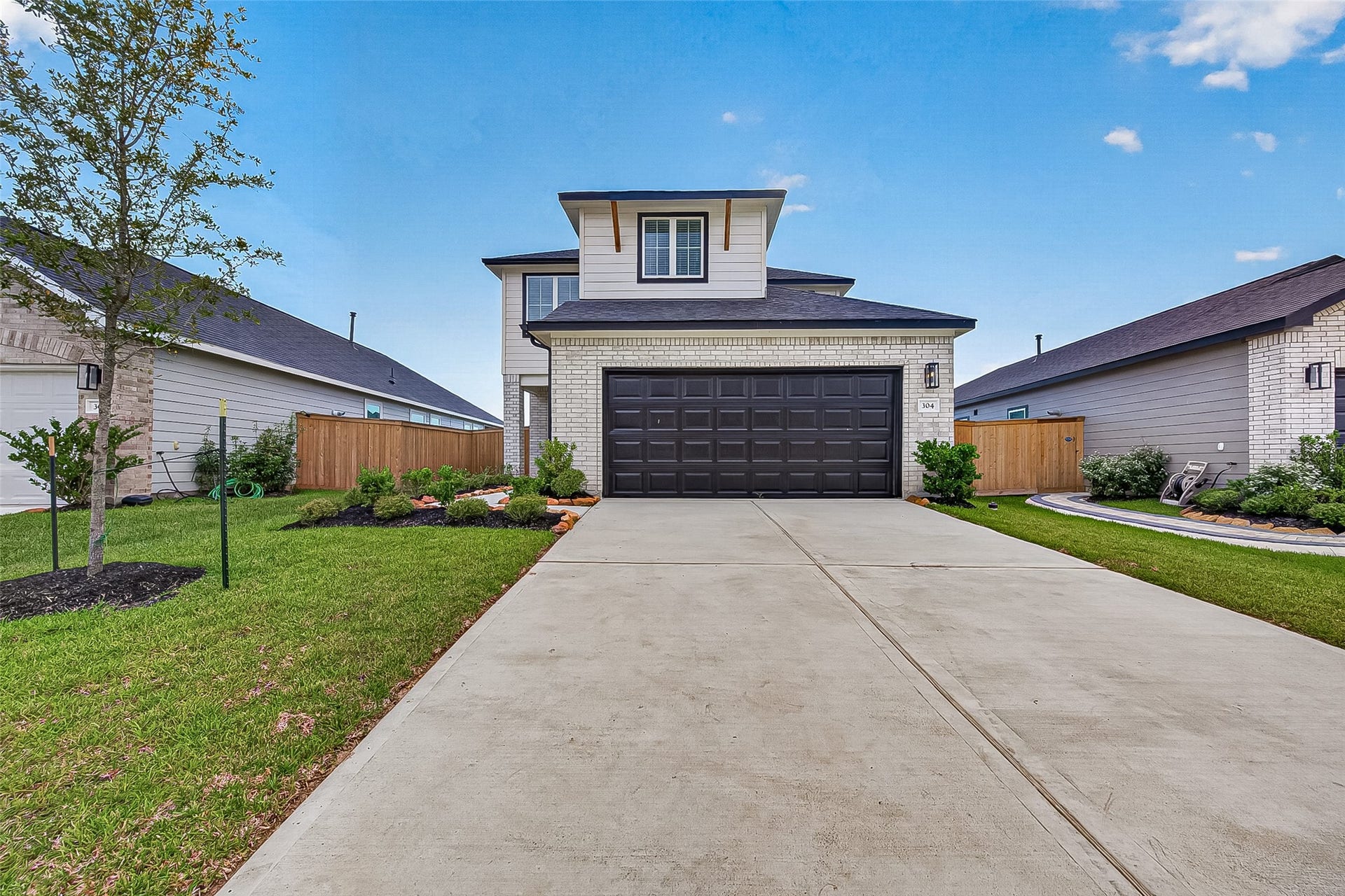 304 Palero Path, Brookshire, TX 77423 304 Palero Path, Brookshire, TX 77423