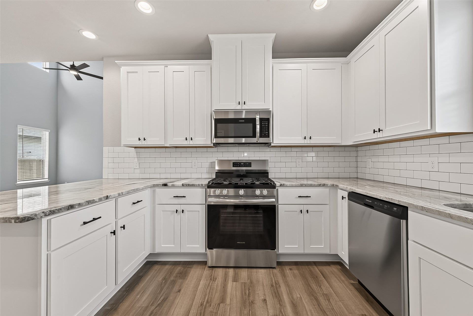 304 Palero Path, Brookshire, TX 77423 304 Palero Path, Brookshire, TX 77423