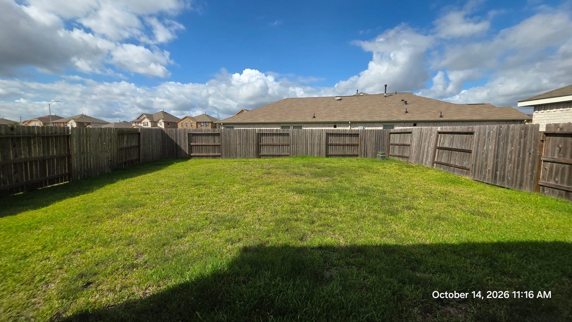 7106 Escondido Drive, Rosharon, TX 77583 7106 Escondido Drive, Rosharon, TX 77583