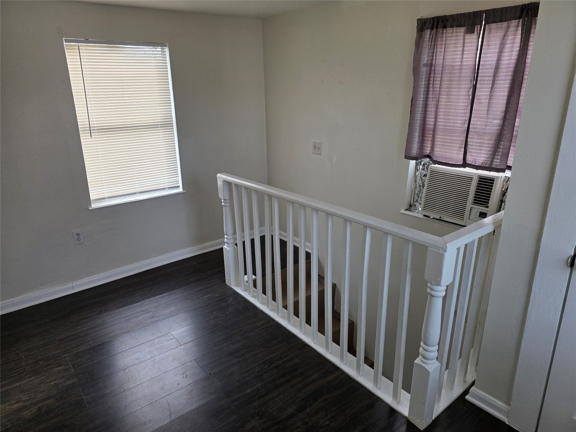 114 Canton Street, #1/2, Houston, TX 77012
