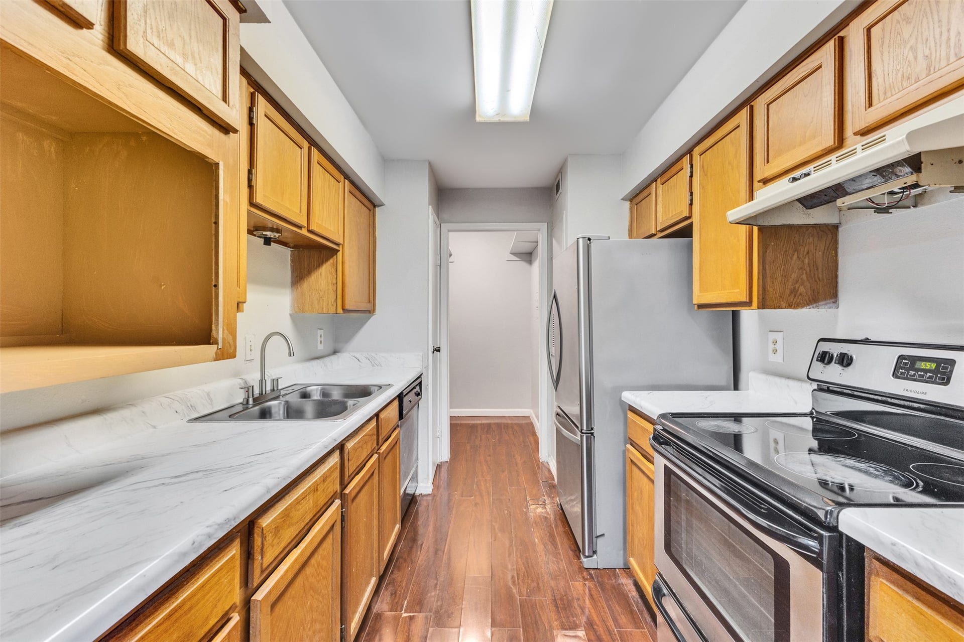 Kitchen 1