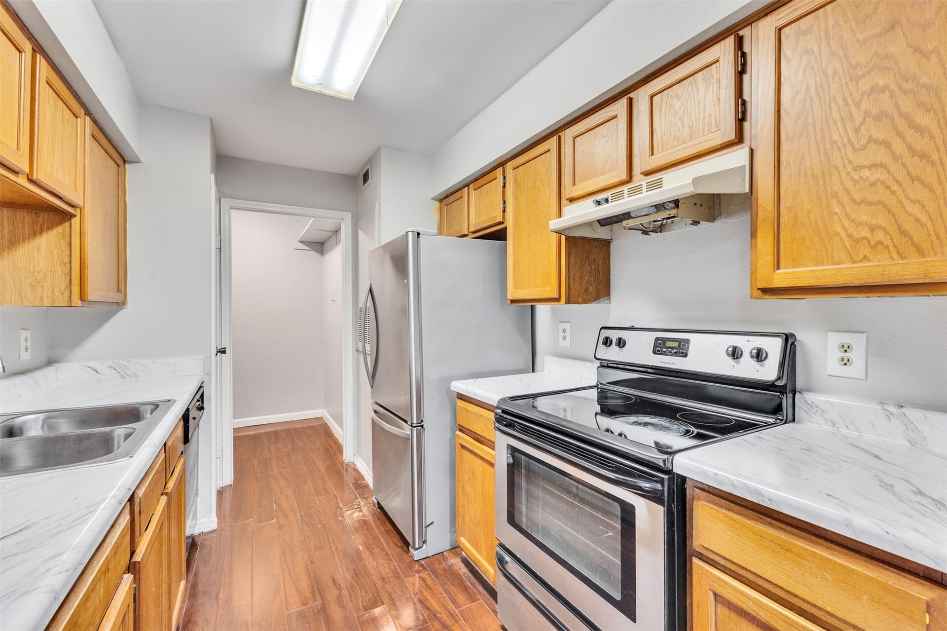 Kitchen 3