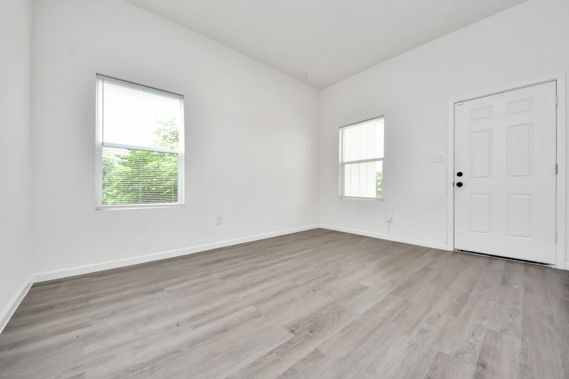 318 Tennessee Street, #AB, Houston, TX 77029