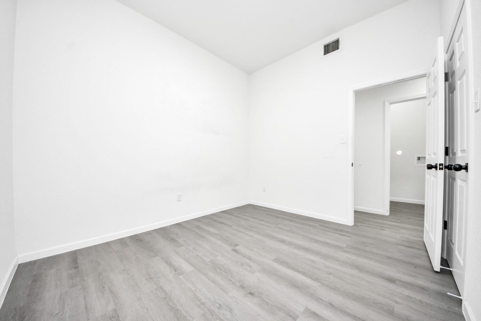 318 Tennessee Street, #AB, Houston, TX 77029