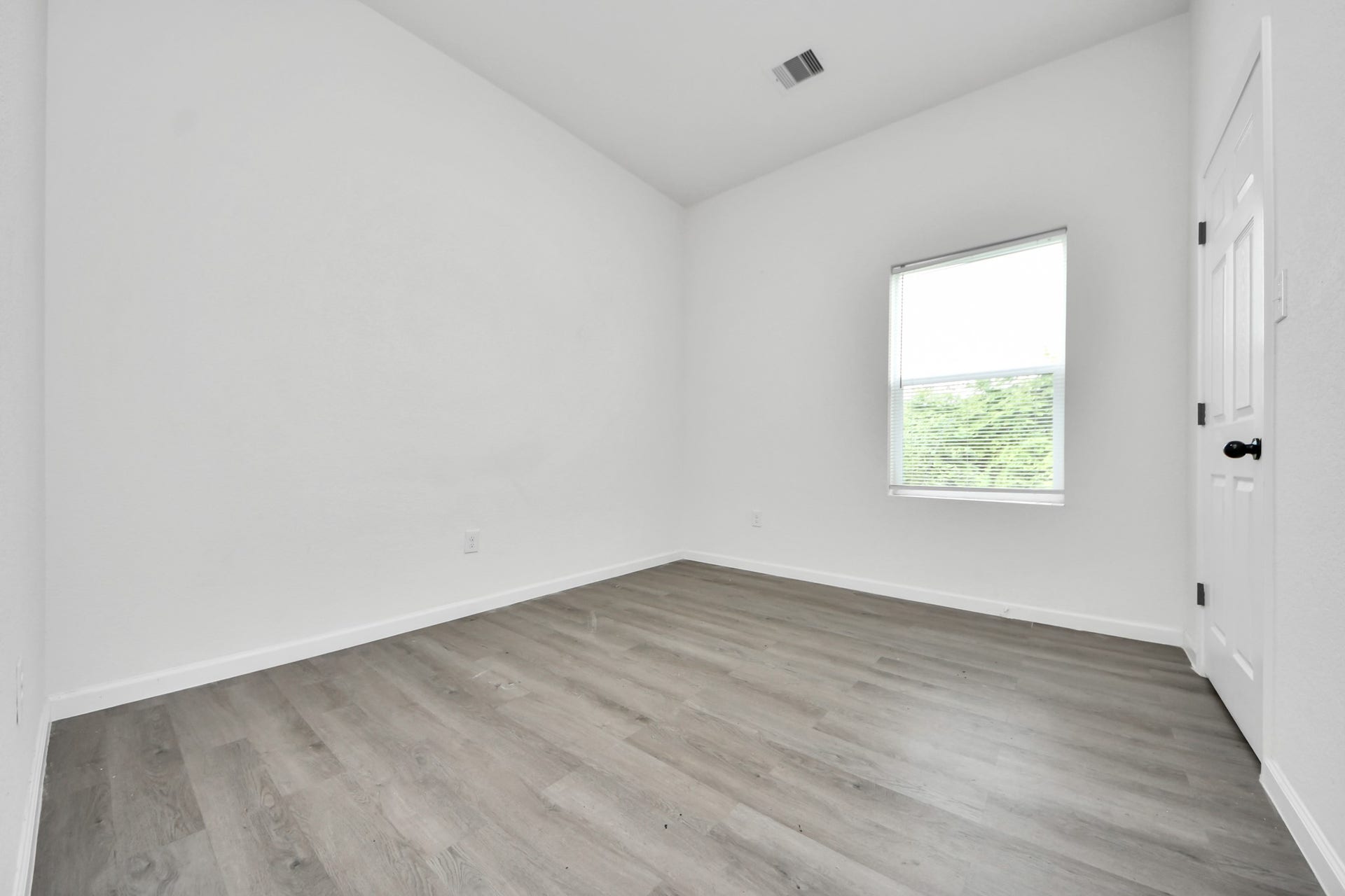 318 Tennessee Street, #AB, Houston, TX 77029