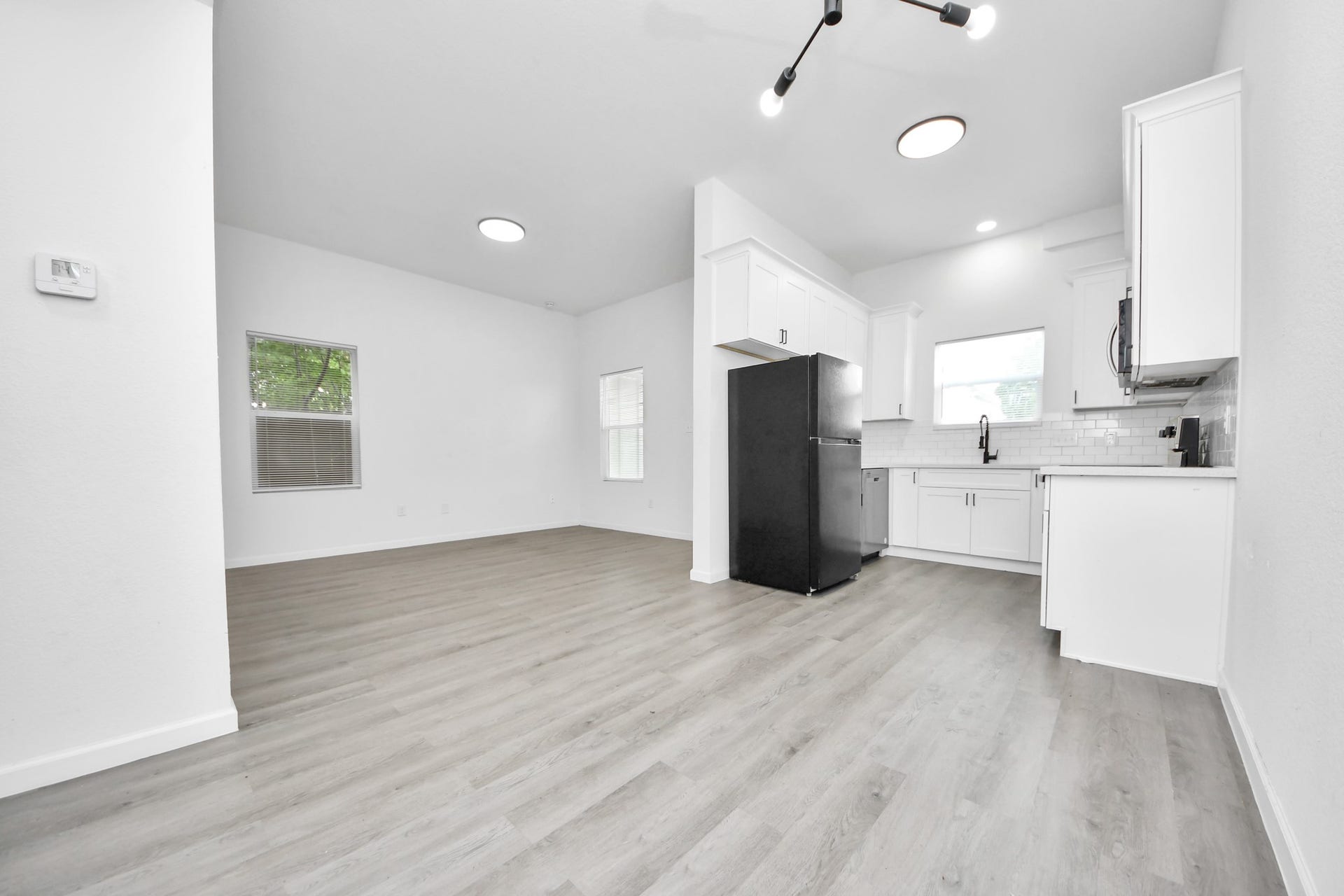 318 Tennessee Street, #AB, Houston, TX 77029