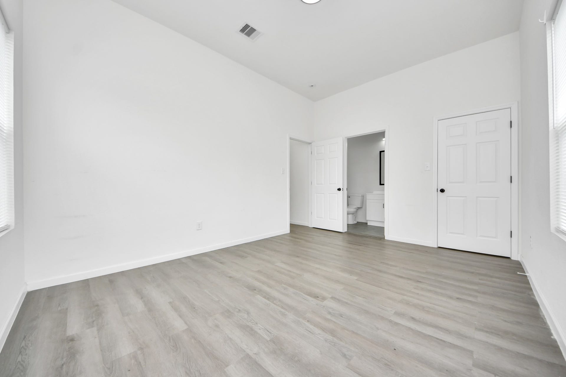 318 Tennessee Street, #AB, Houston, TX 77029
