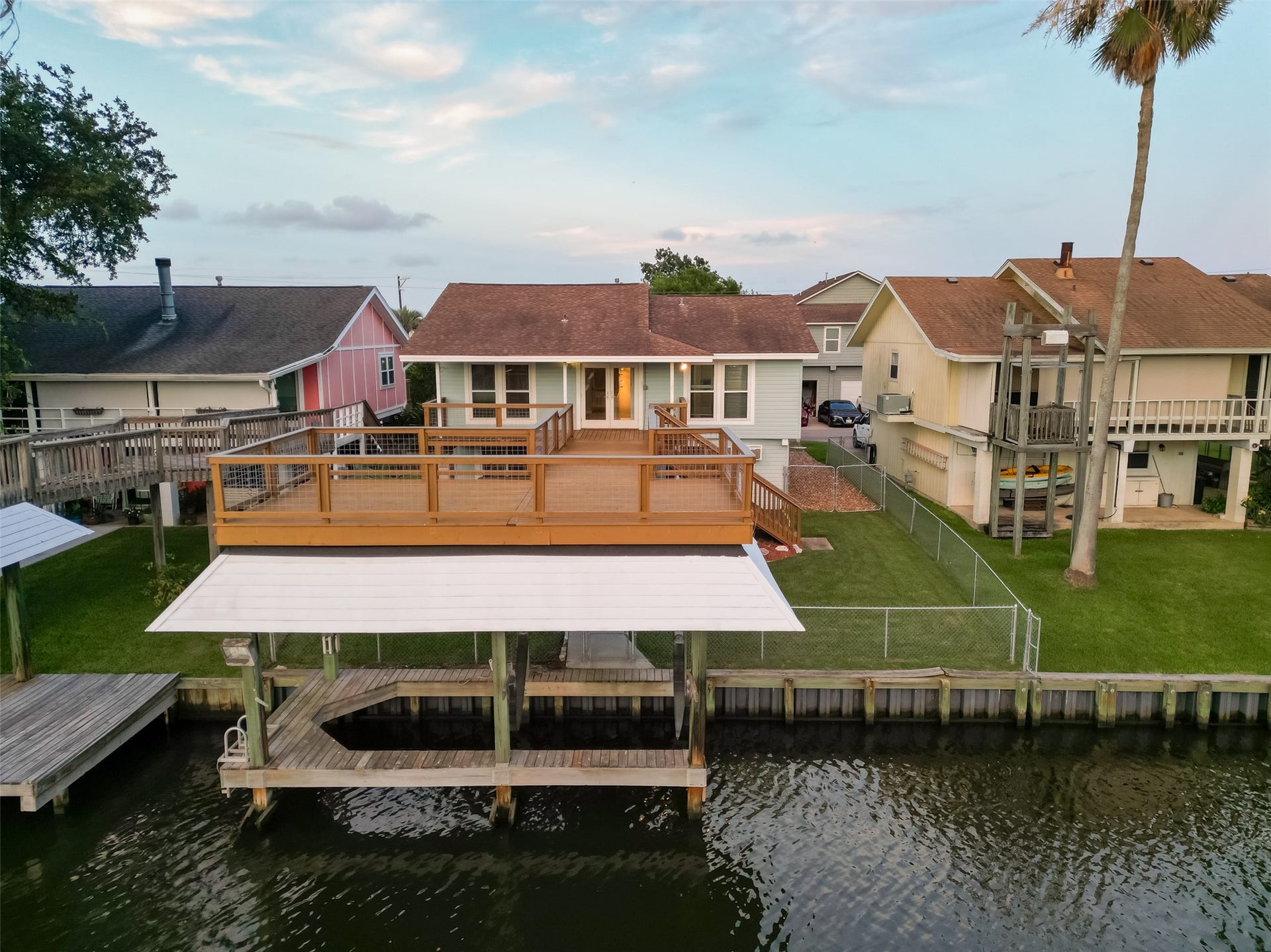 4 N Sandpiper Street, La Marque, TX 77568 Enjoy cool evenings here.