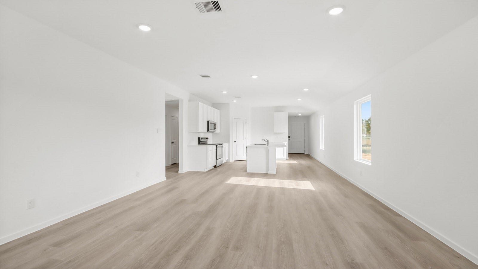 13050 Sorrento Bay Drive, Willis, TX 77318 13050 Sorrento Bay Drive, Willis, TX 77318