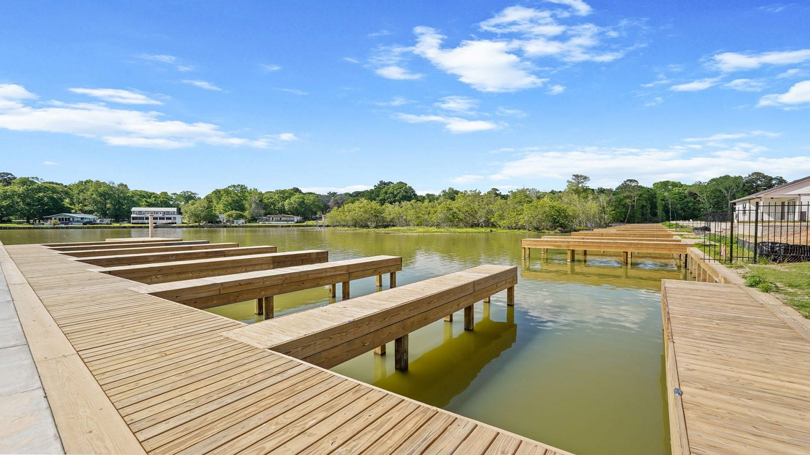 13050 Sorrento Bay Drive, Willis, TX 77318 13050 Sorrento Bay Drive, Willis, TX 77318