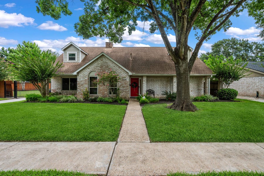 Property photo for 7730 Twin Hills Drive, Houston, TX