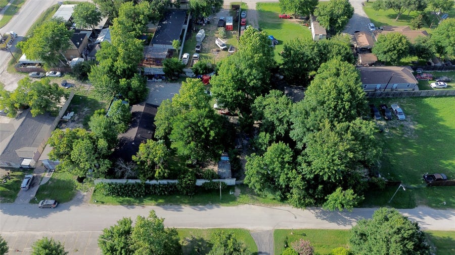 Property photo for 16005 Old Richmond Road, Sugar Land, TX