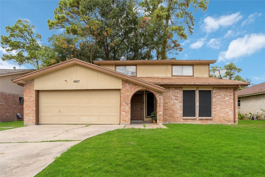 Property photo for 4927 Glendower Drive, Spring, TX