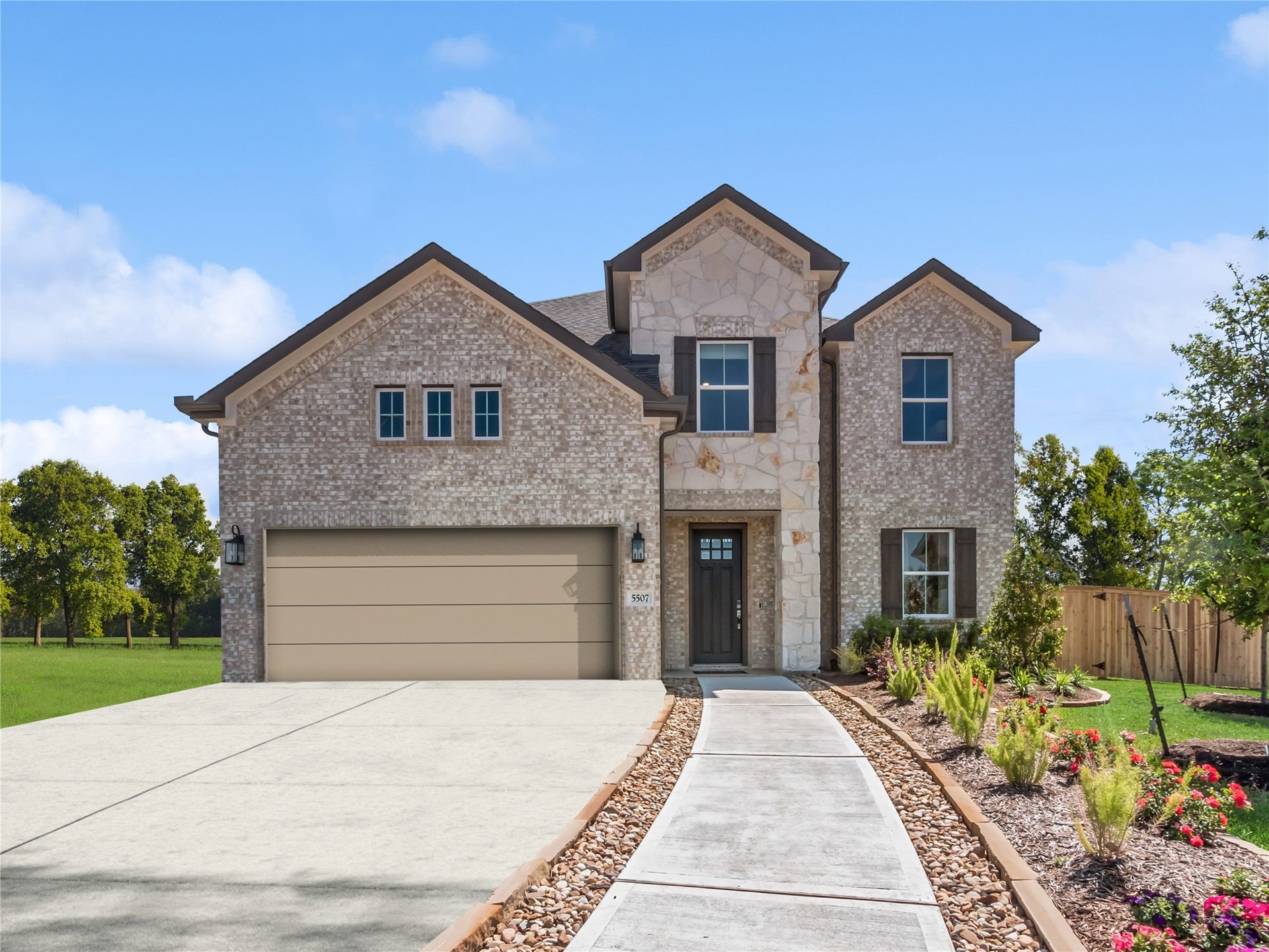 *Photo is for illustrative purposes only and may not depict the actual home. Features, materials, colors, and specifications may vary.*