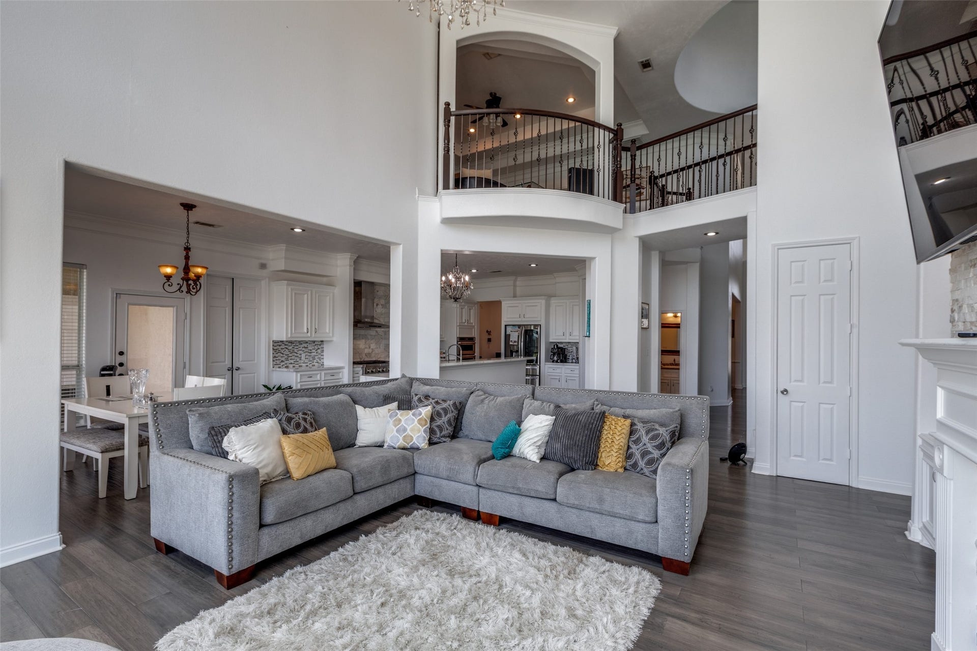 8 Cypress Point Court, Manvel, TX 77578