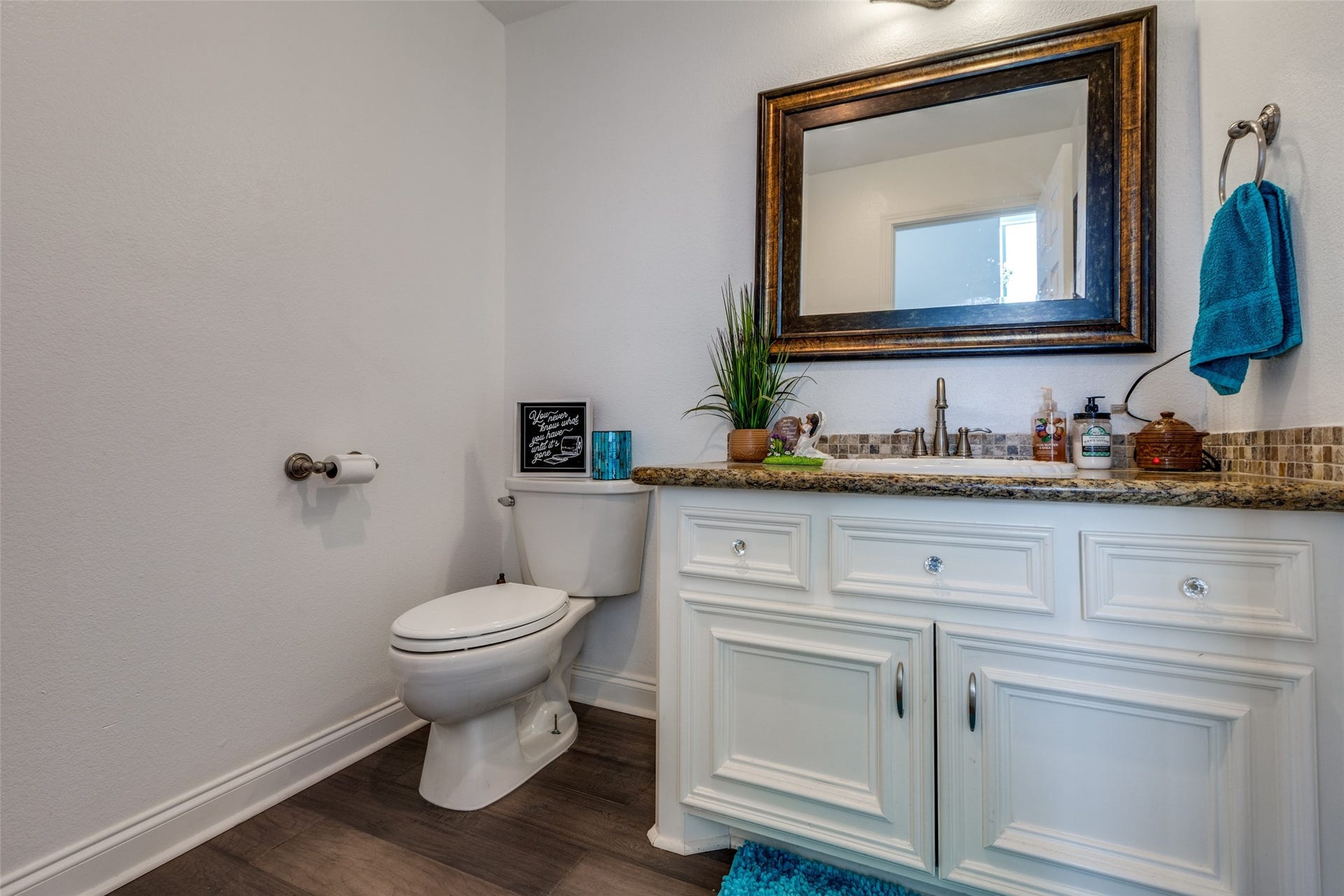 8 Cypress Point Court, Manvel, TX 77578
