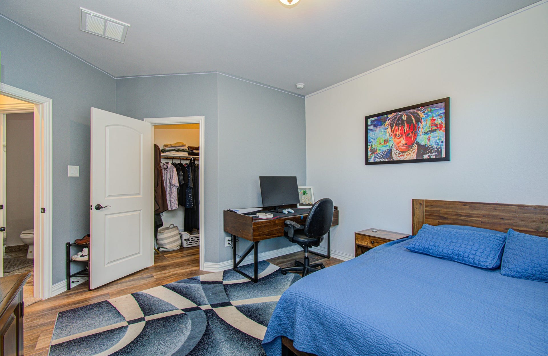 17915 Olde Oaks Estate Court, Cypress, TX 77433 4th Bedroom features a large walk in closet.