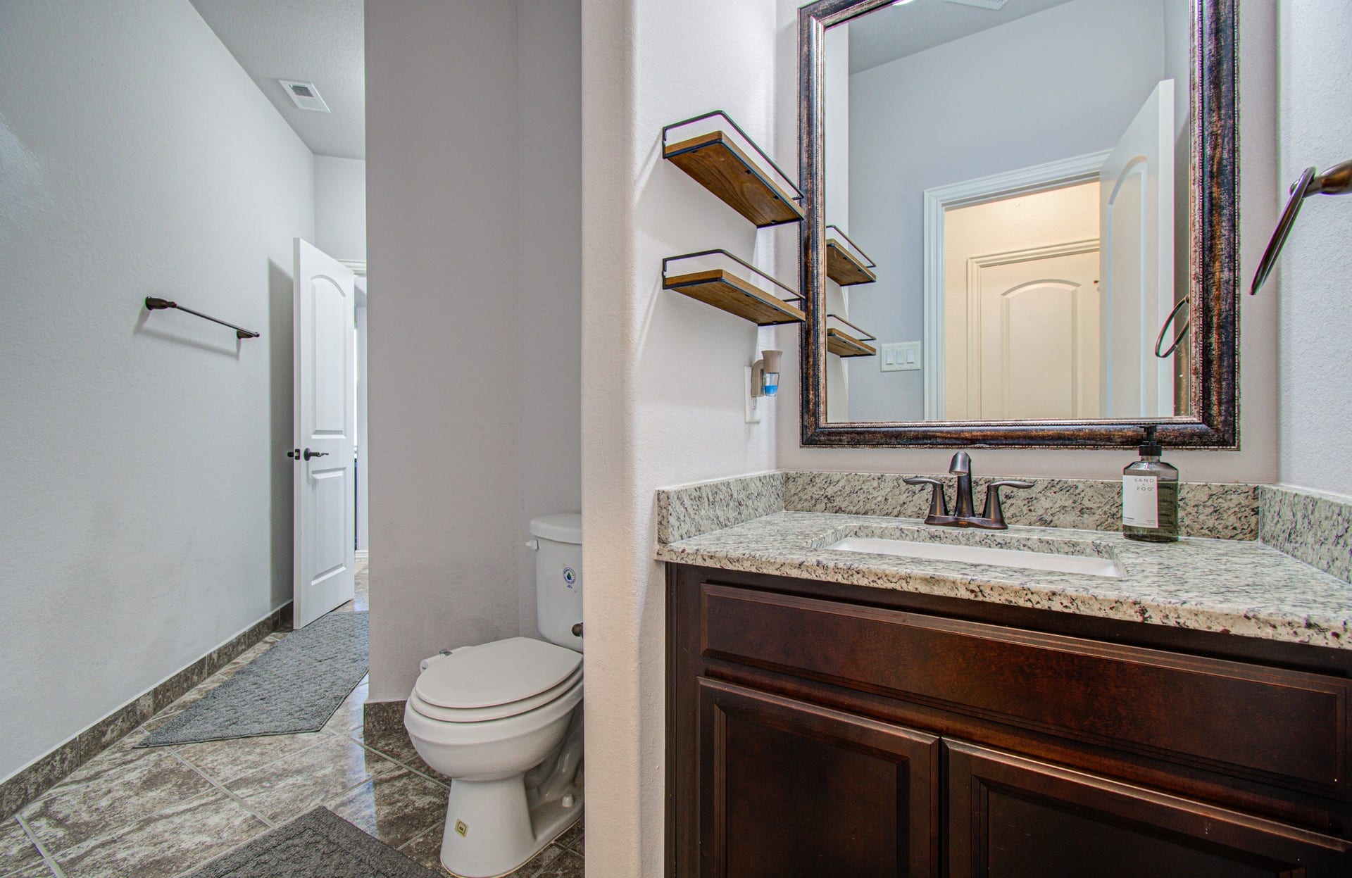 17915 Olde Oaks Estate Court, Cypress, TX 77433 3rd full bathroom with two separate vanities for each bedroom.