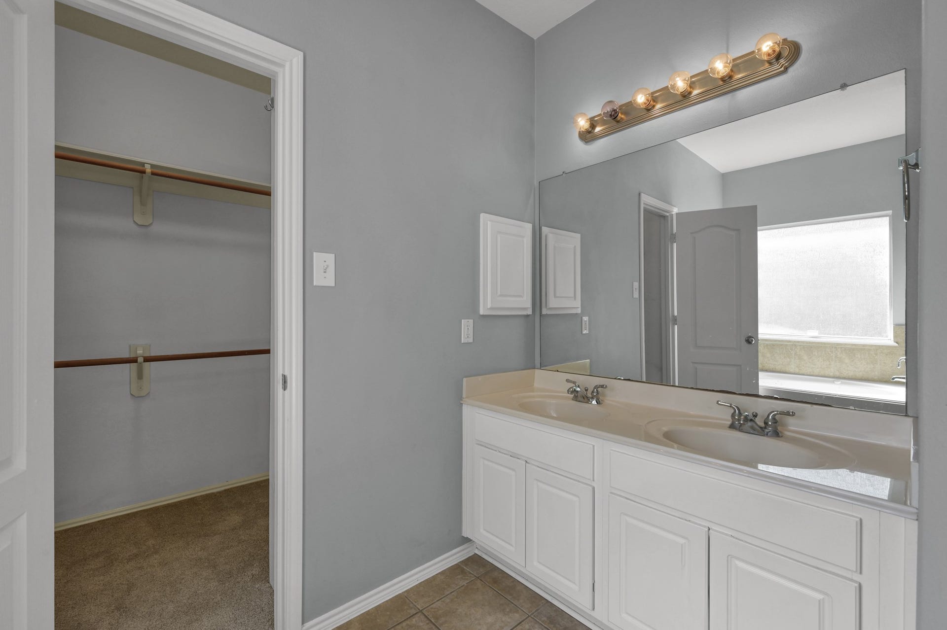 30327 Deleon Fields Drive, Spring, TX 77386