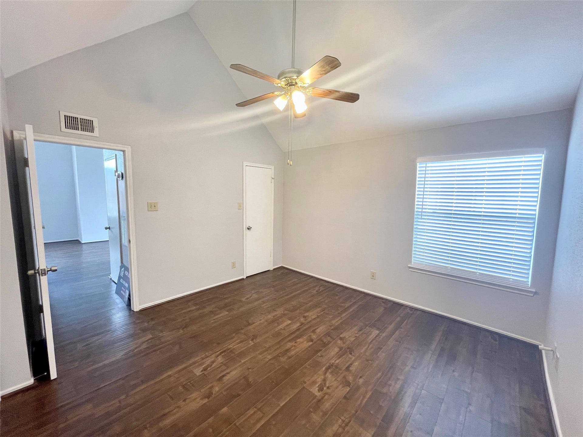 14550 Fonmeadow Drive, #806, Houston, TX 77035 14550 Fonmeadow Drive, #806, Houston, TX 77035