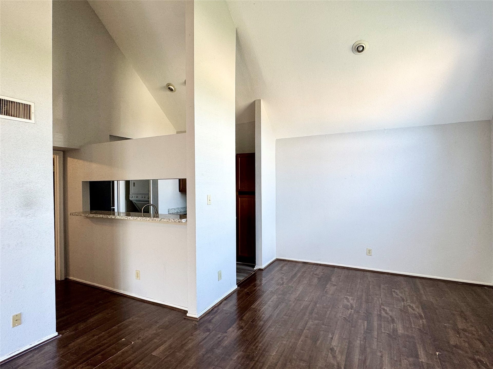 14550 Fonmeadow Drive, #806, Houston, TX 77035 14550 Fonmeadow Drive, #806, Houston, TX 77035