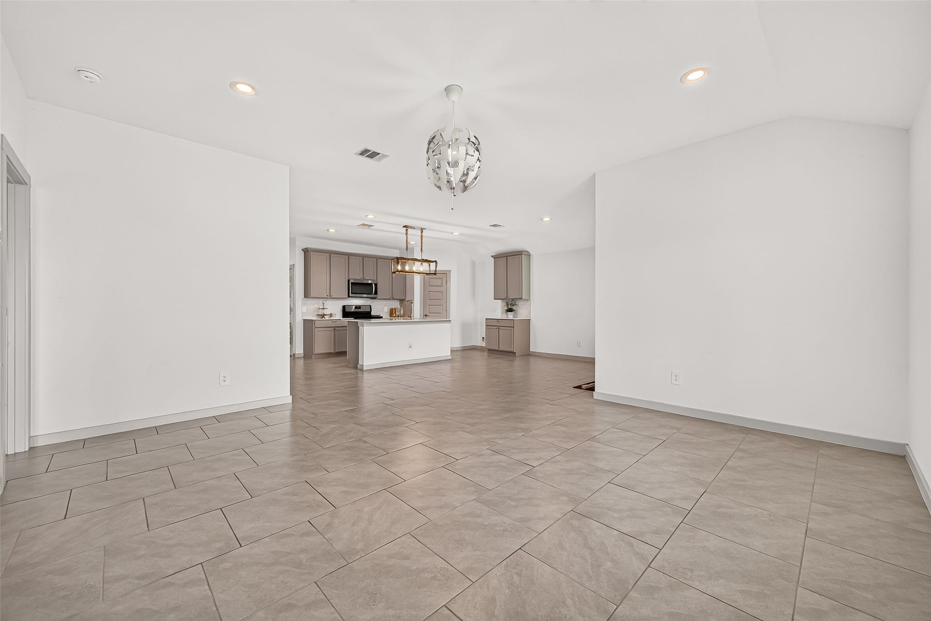 3943 Canyon Shore Lane, Missouri City, TX 77459 3943 Canyon Shore Lane, Missouri City, TX 77459