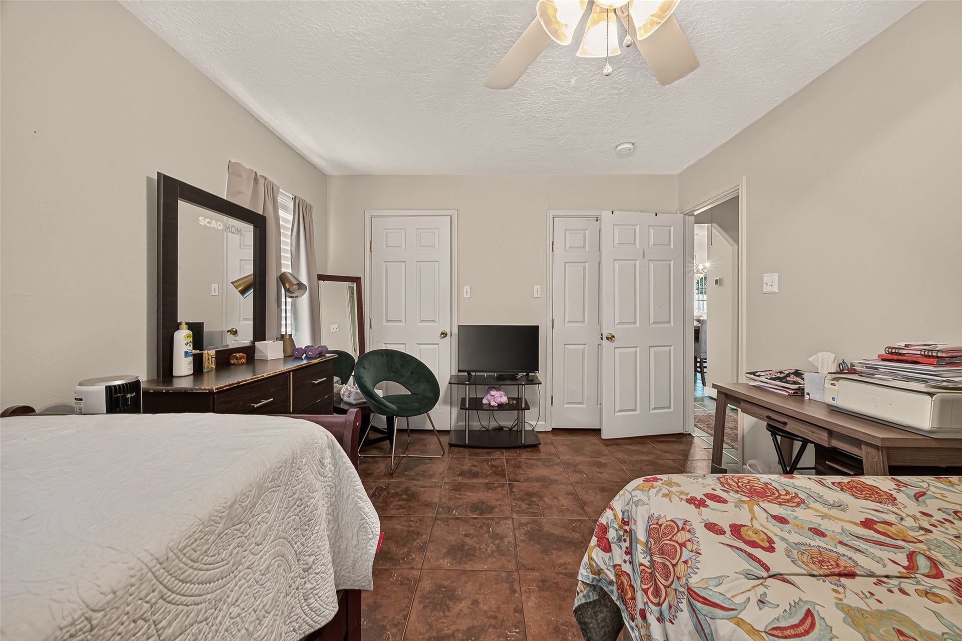 5943 Southlark Street, Houston, TX 77033