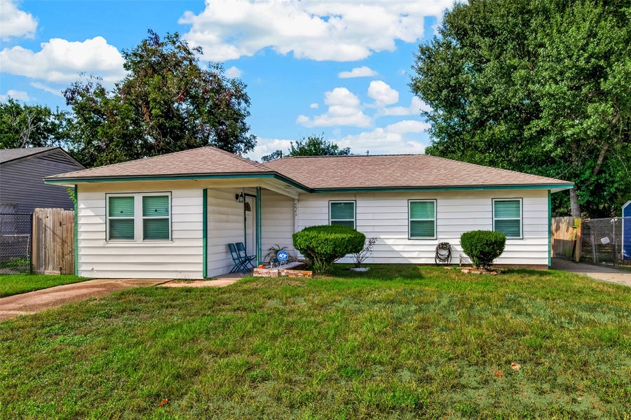 Property photo for 5943 Southlark Street, Houston, TX