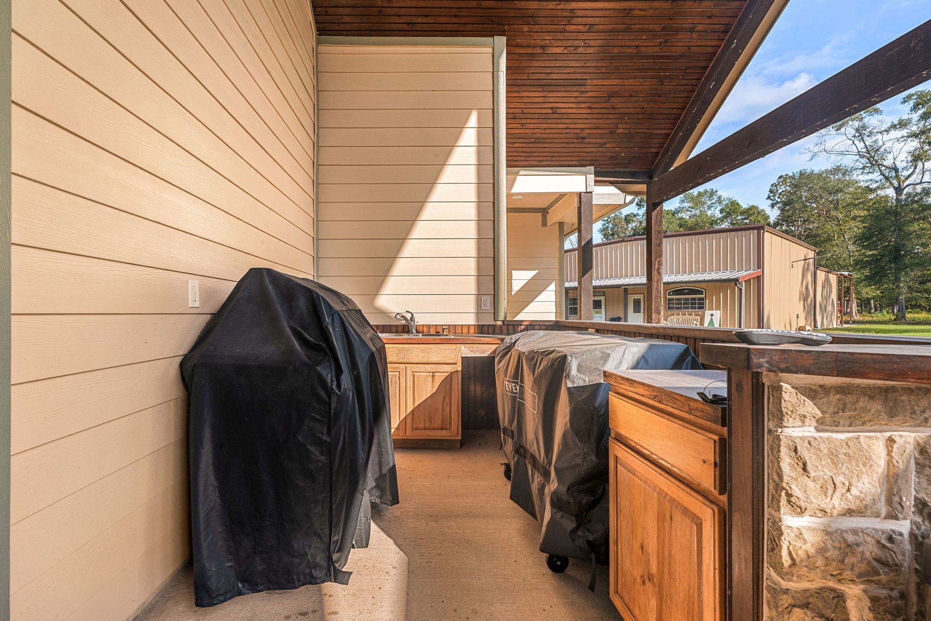 21215 Big Buck Drive, Cleveland, TX 77328 21215 Big Buck Drive, Cleveland, TX 77328