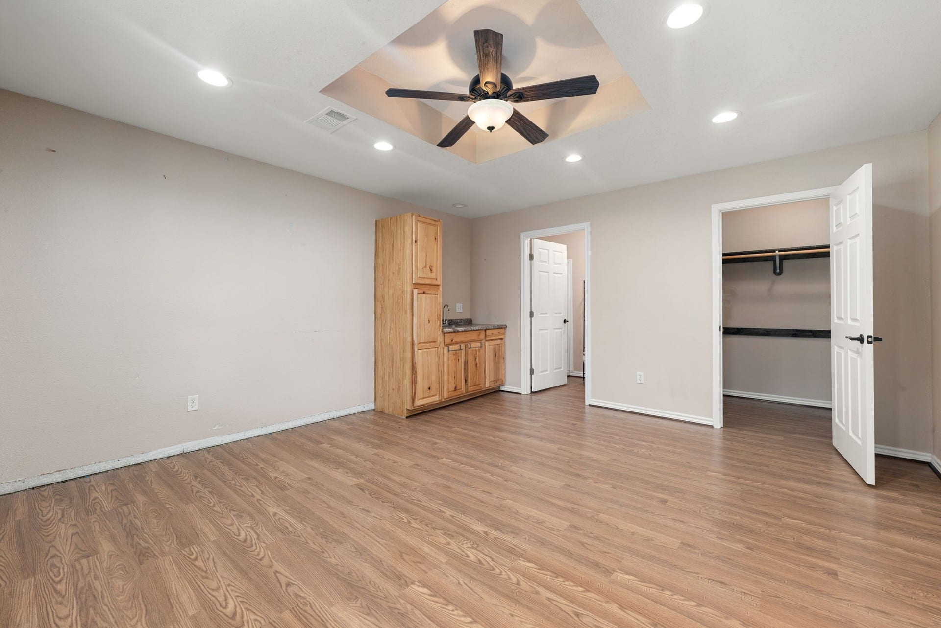 21215 Big Buck Drive, Cleveland, TX 77328 21215 Big Buck Drive, Cleveland, TX 77328
