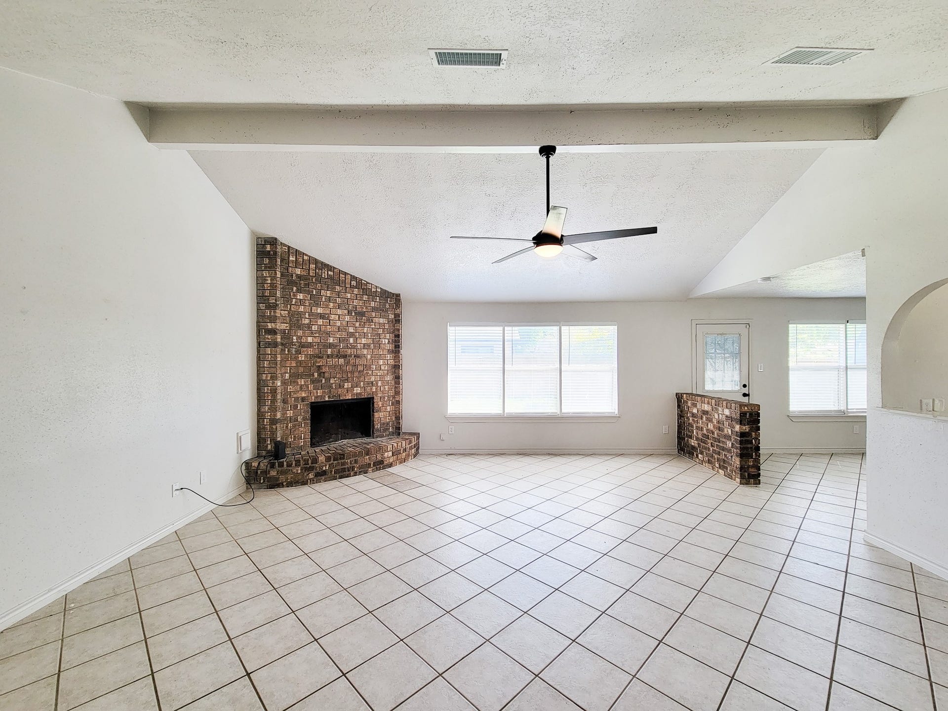 10102 Park Lane, La Porte, TX 77571 10102 Park Lane, La Porte, TX 77571