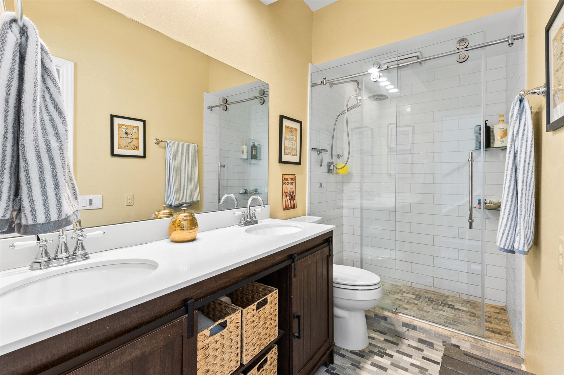 2011 Lakewood Court, Willis, TX 77318 2011 Lakewood Court, Willis, TX 77318