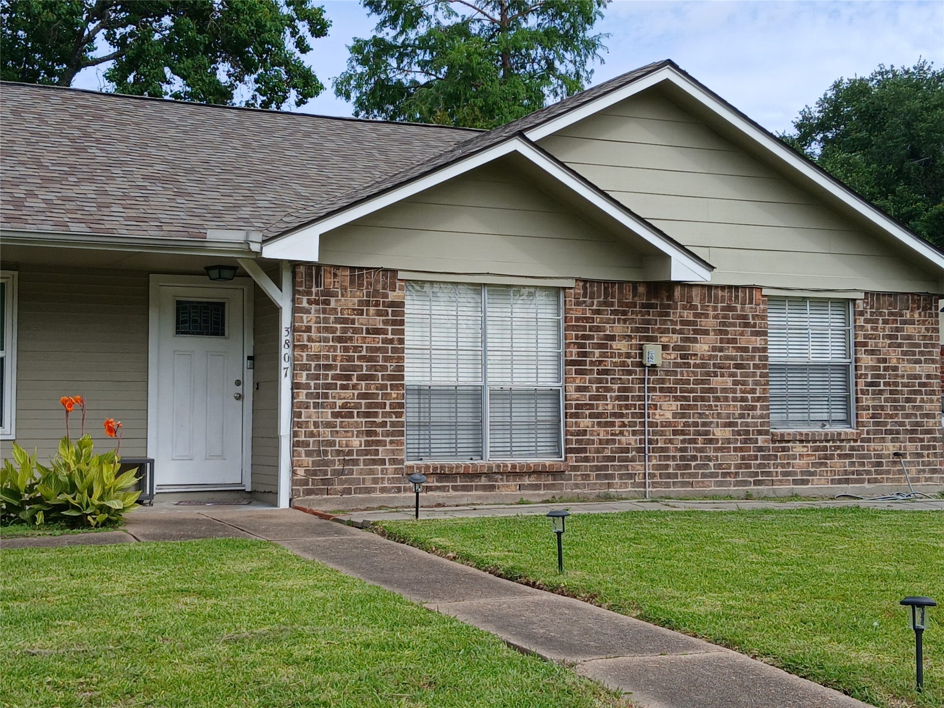 3807 Quiet Place Drive, Houston, TX 77082 3807 Quiet Place Drive, Houston, TX 77082