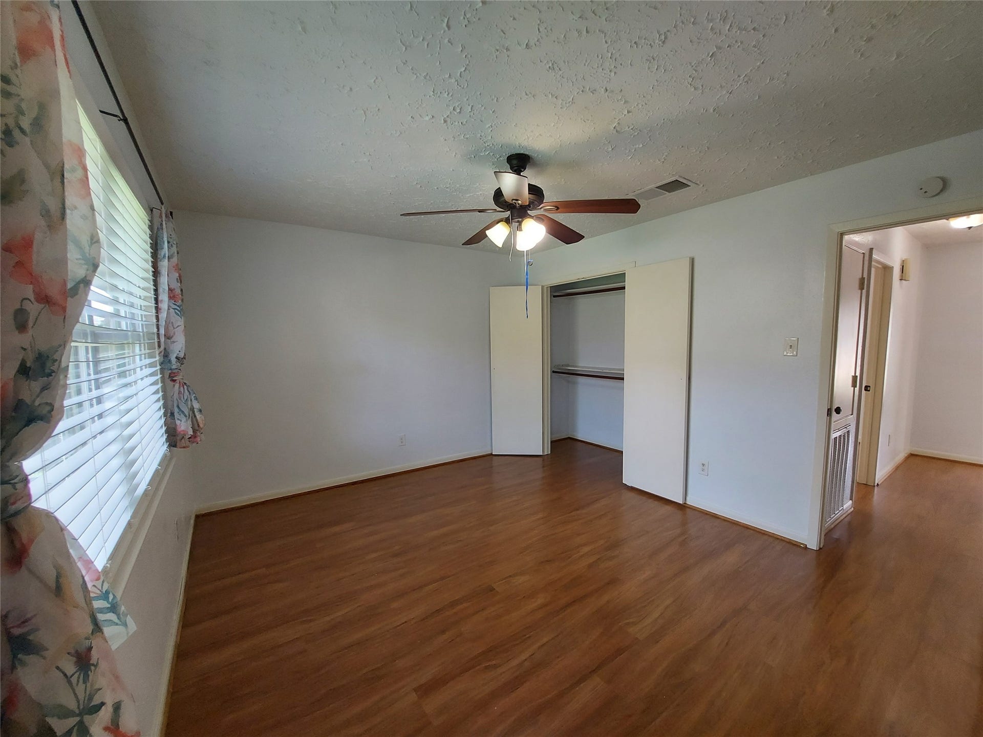 3807 Quiet Place Drive, Houston, TX 77082 3807 Quiet Place Drive, Houston, TX 77082