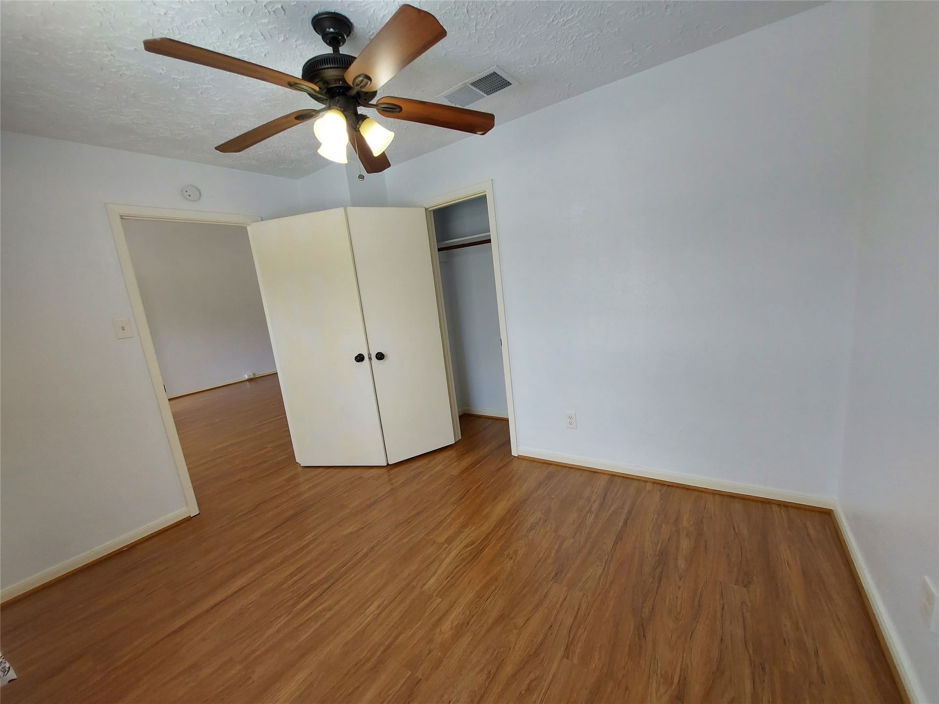 3807 Quiet Place Drive, Houston, TX 77082 3807 Quiet Place Drive, Houston, TX 77082