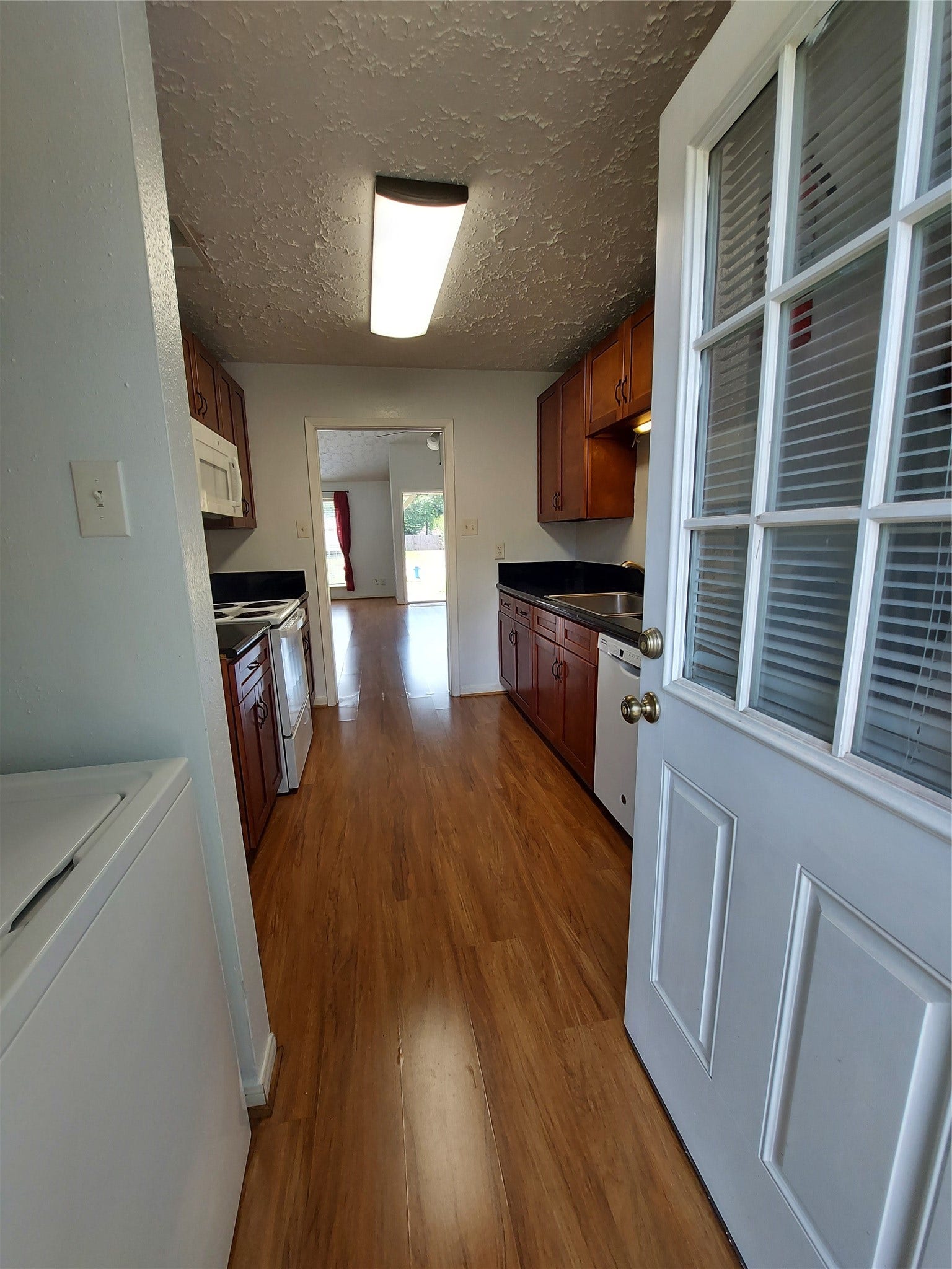 3807 Quiet Place Drive, Houston, TX 77082 3807 Quiet Place Drive, Houston, TX 77082