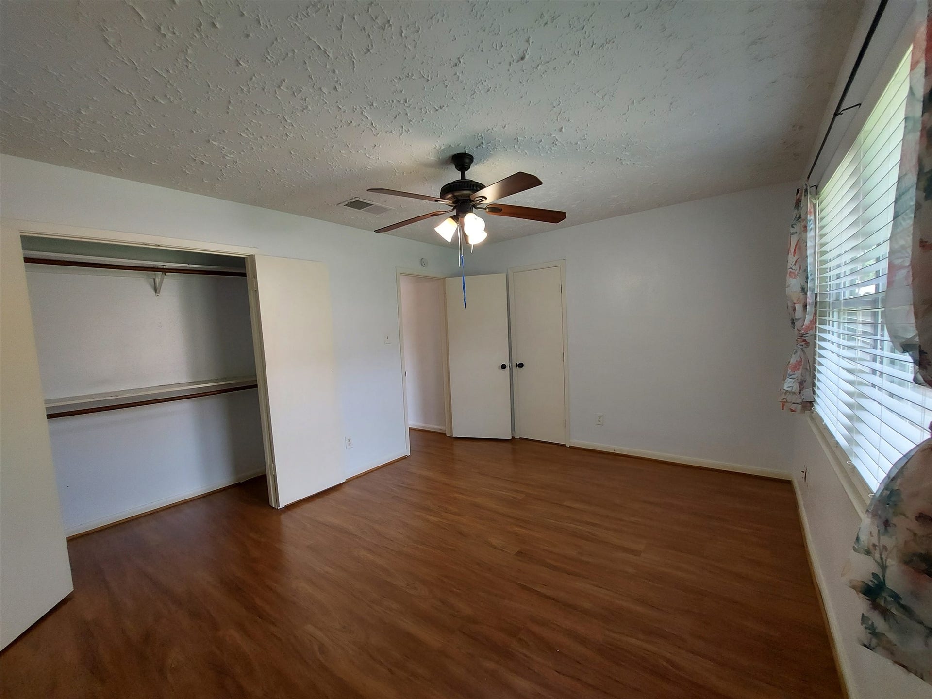 3807 Quiet Place Drive, Houston, TX 77082 3807 Quiet Place Drive, Houston, TX 77082