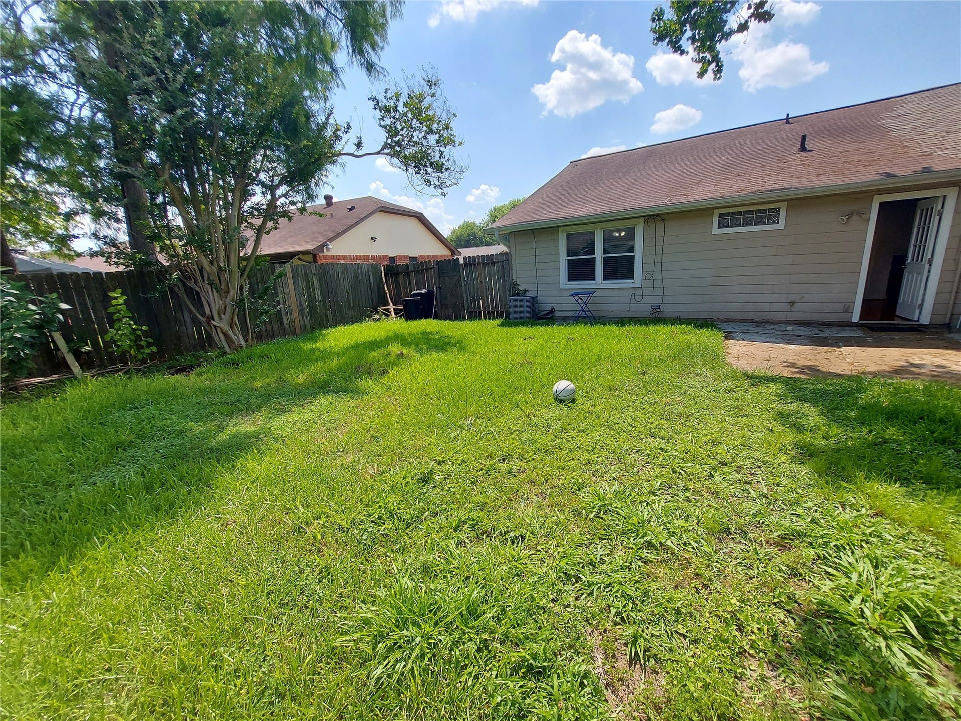 3807 Quiet Place Drive, Houston, TX 77082 3807 Quiet Place Drive, Houston, TX 77082