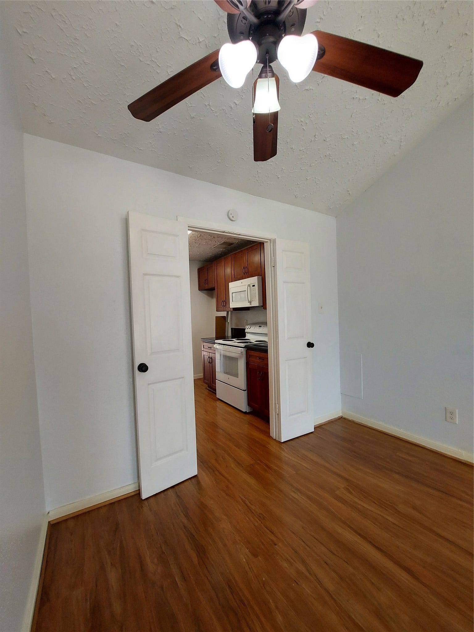3807 Quiet Place Drive, Houston, TX 77082 3807 Quiet Place Drive, Houston, TX 77082