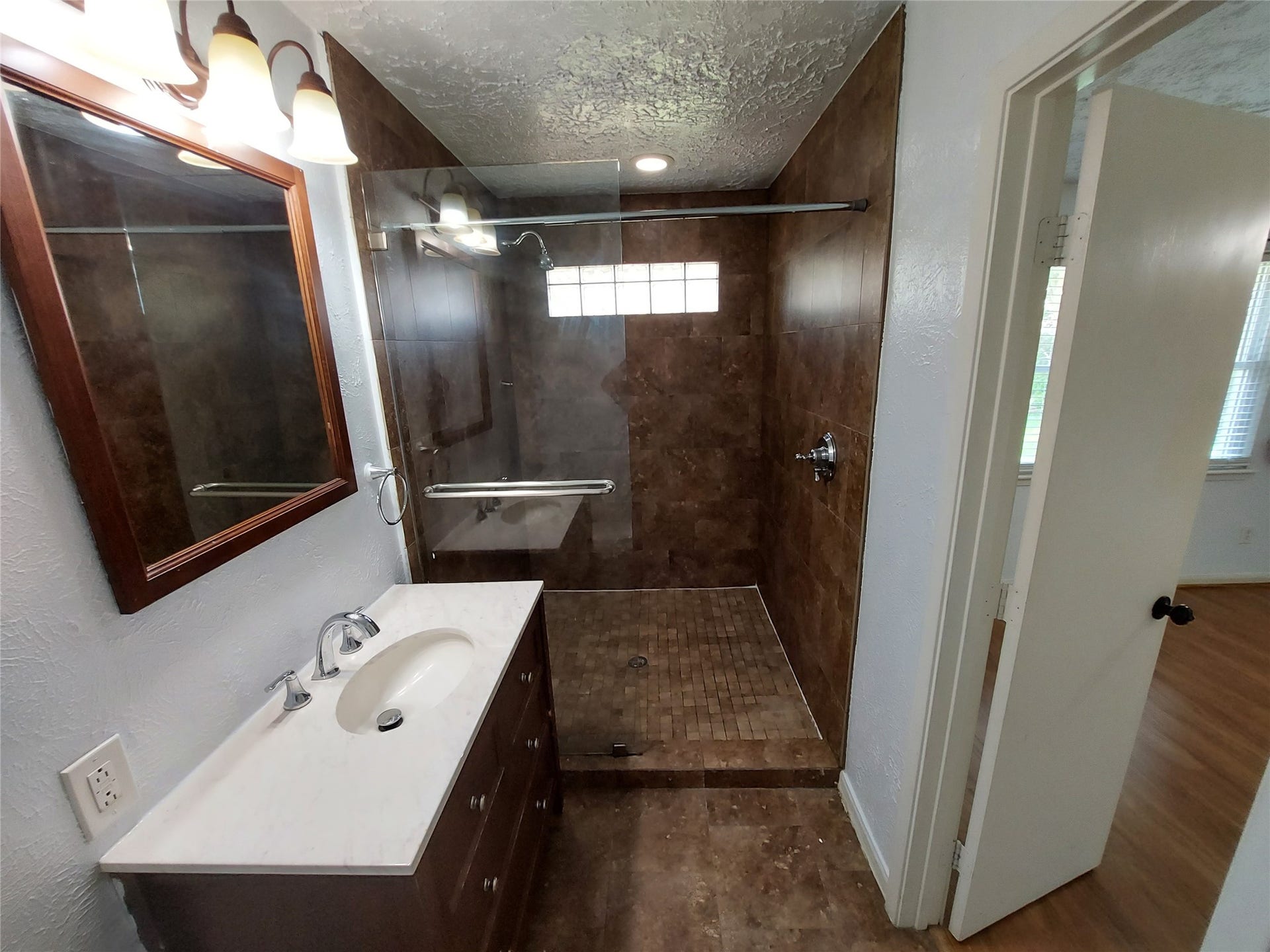 3807 Quiet Place Drive, Houston, TX 77082 3807 Quiet Place Drive, Houston, TX 77082
