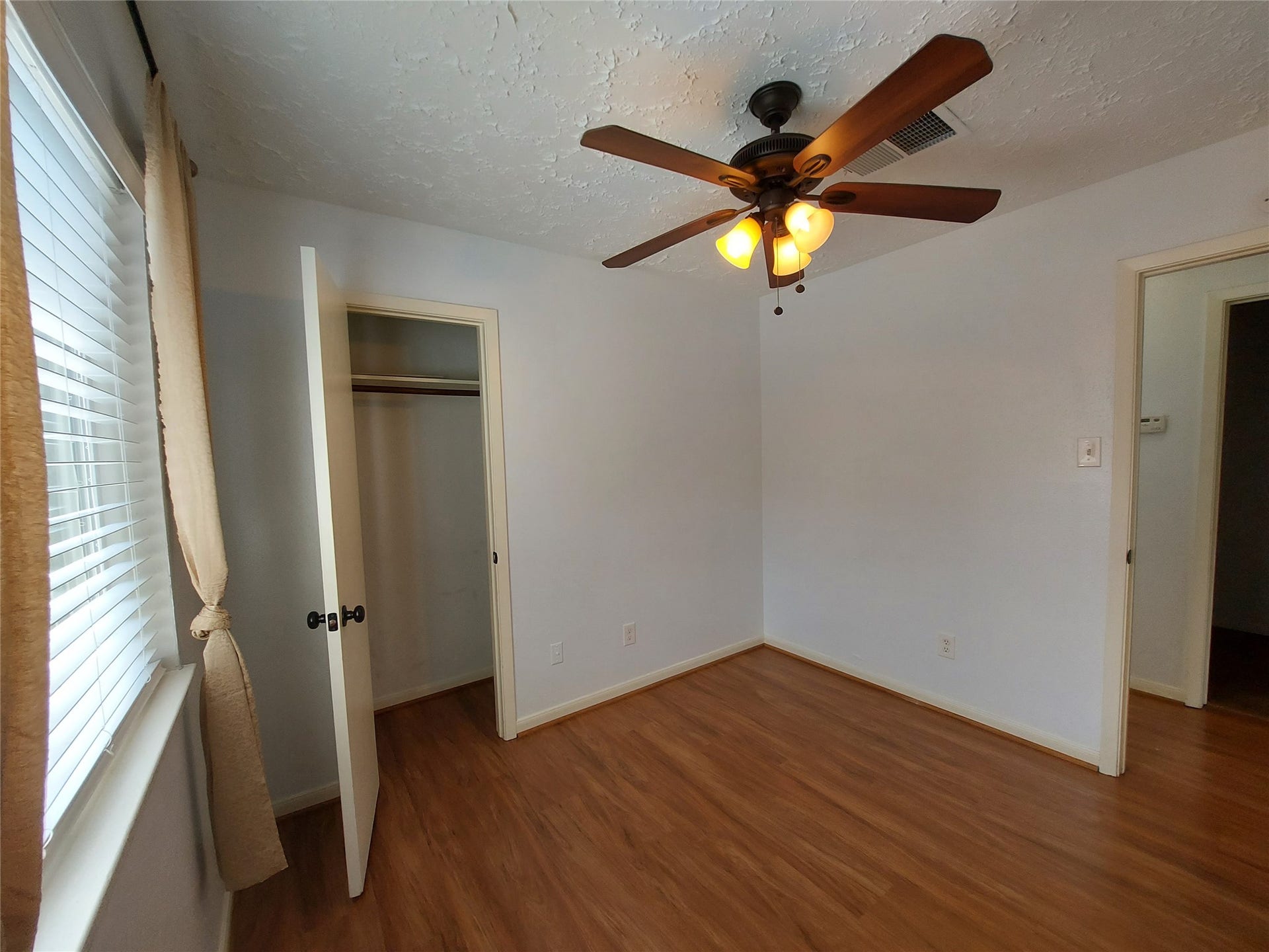 3807 Quiet Place Drive, Houston, TX 77082 3807 Quiet Place Drive, Houston, TX 77082