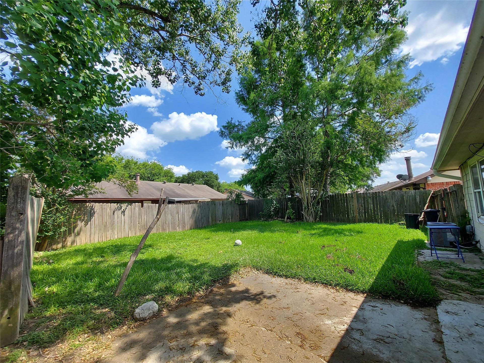 3807 Quiet Place Drive, Houston, TX 77082 3807 Quiet Place Drive, Houston, TX 77082