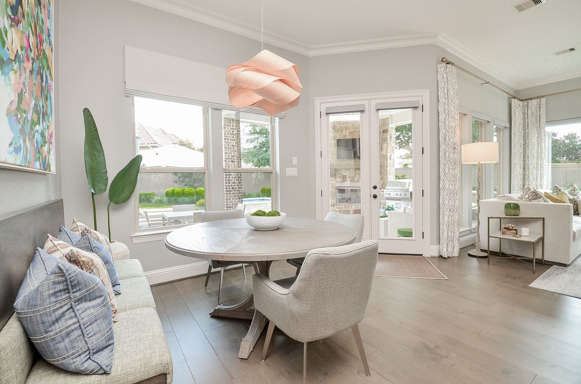 86 Quiet Way Lane, Sugar Land, TX 77498 Sunny breakfast room overlooking the backyard and pool with walls of windows