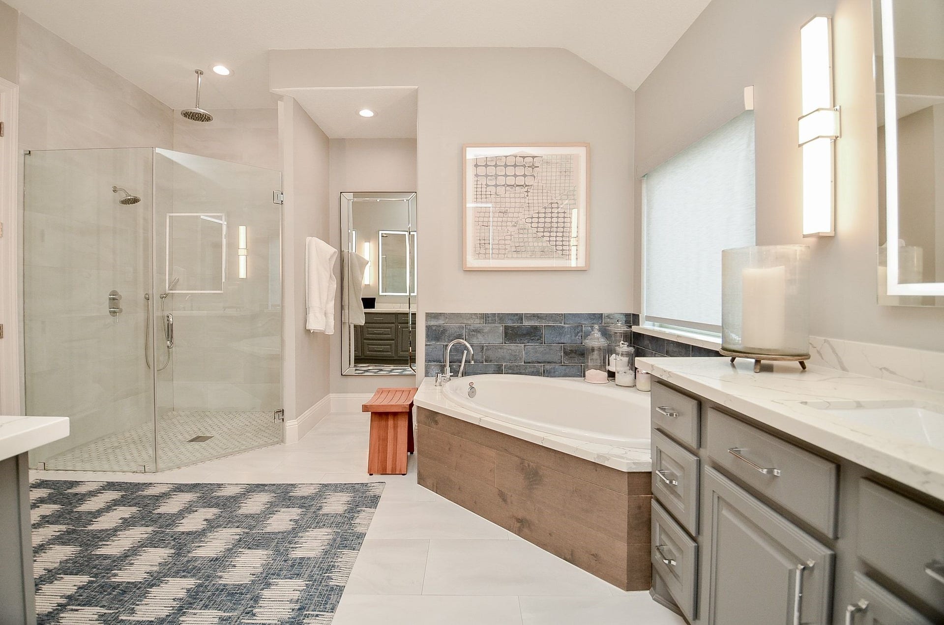 86 Quiet Way Lane, Sugar Land, TX 77498 Spa-like primary bath featuring extensive cabinetry and designer finishes
