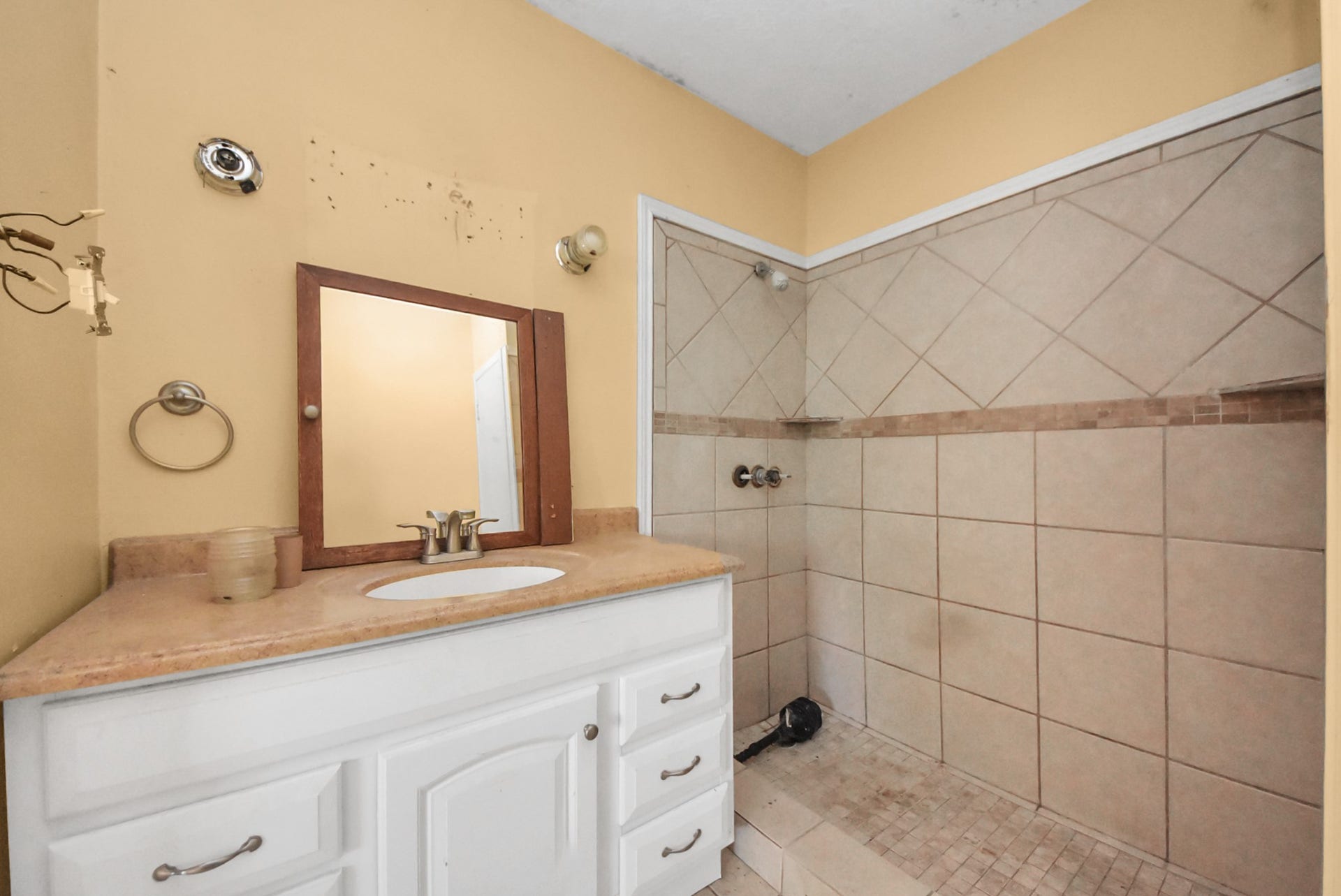 1007 Sundown Meadows Street, Crosby, TX 77532 1007 Sundown Meadows Street, Crosby, TX 77532