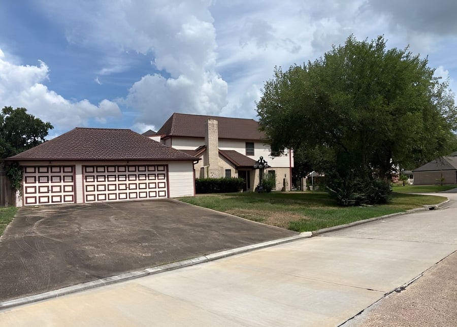Property photo for 5927 Bent Tree Court, Humble, TX