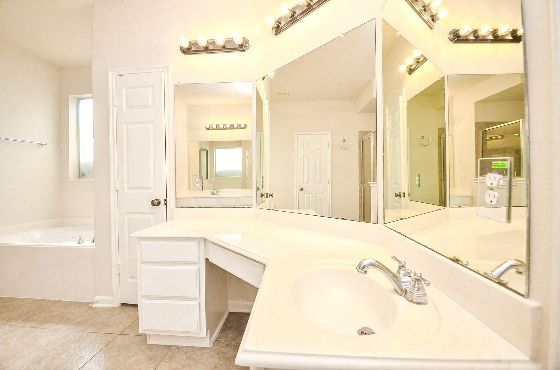 21415 Sierra Bend Drive, Richmond, TX 77407 21415 Sierra Bend Drive, Richmond, TX 77407