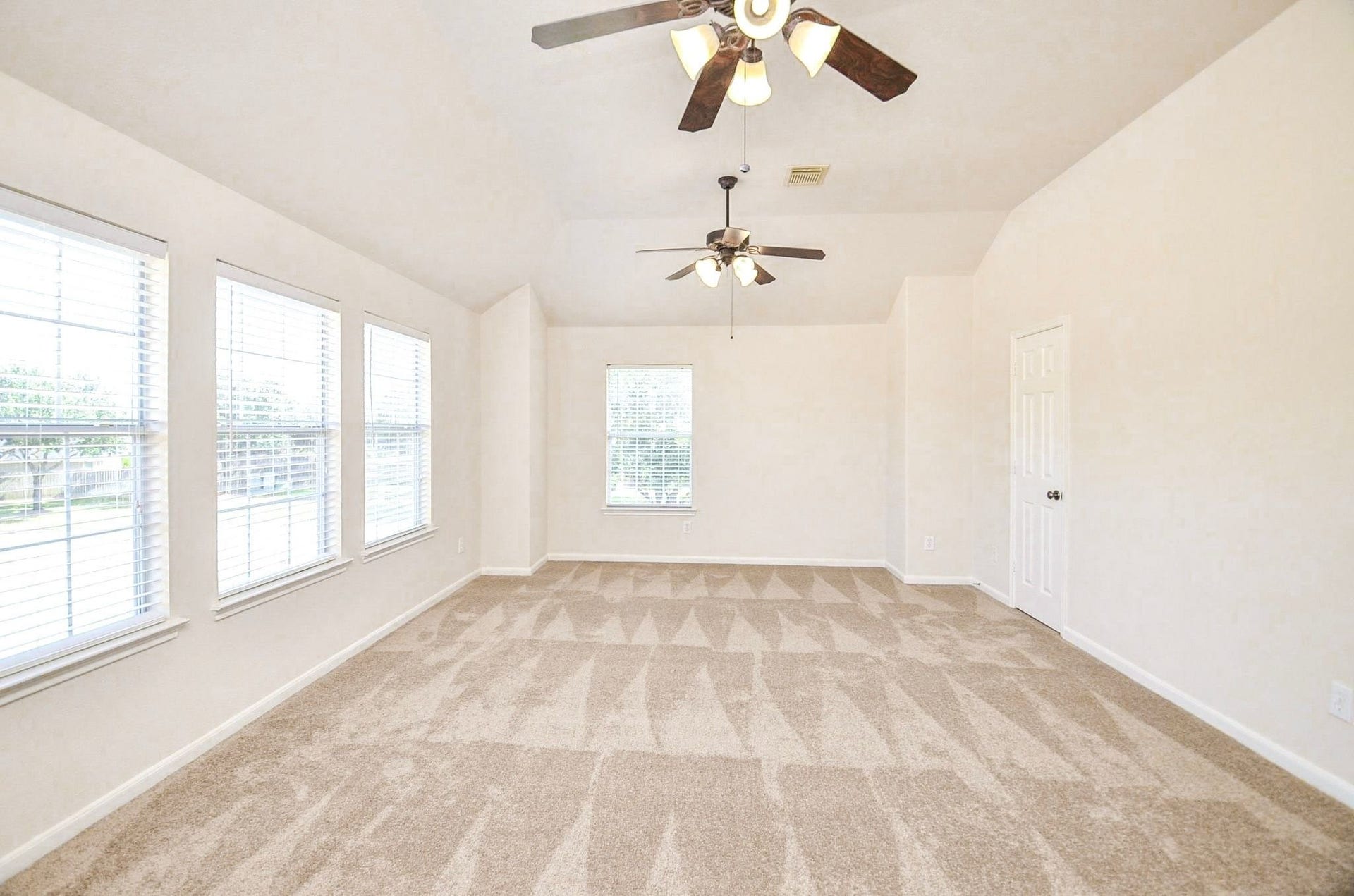 21415 Sierra Bend Drive, Richmond, TX 77407 21415 Sierra Bend Drive, Richmond, TX 77407