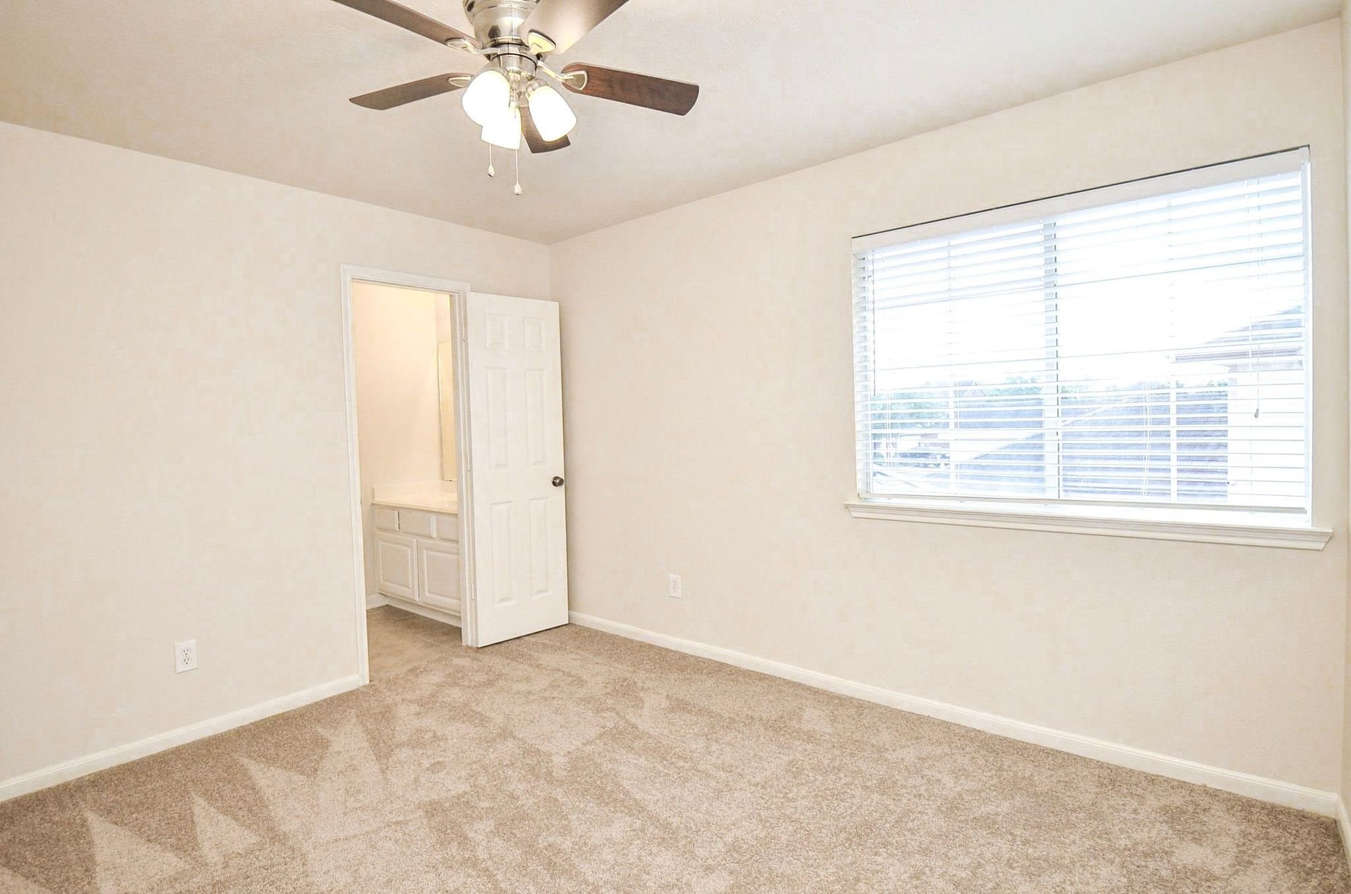 21415 Sierra Bend Drive, Richmond, TX 77407 21415 Sierra Bend Drive, Richmond, TX 77407