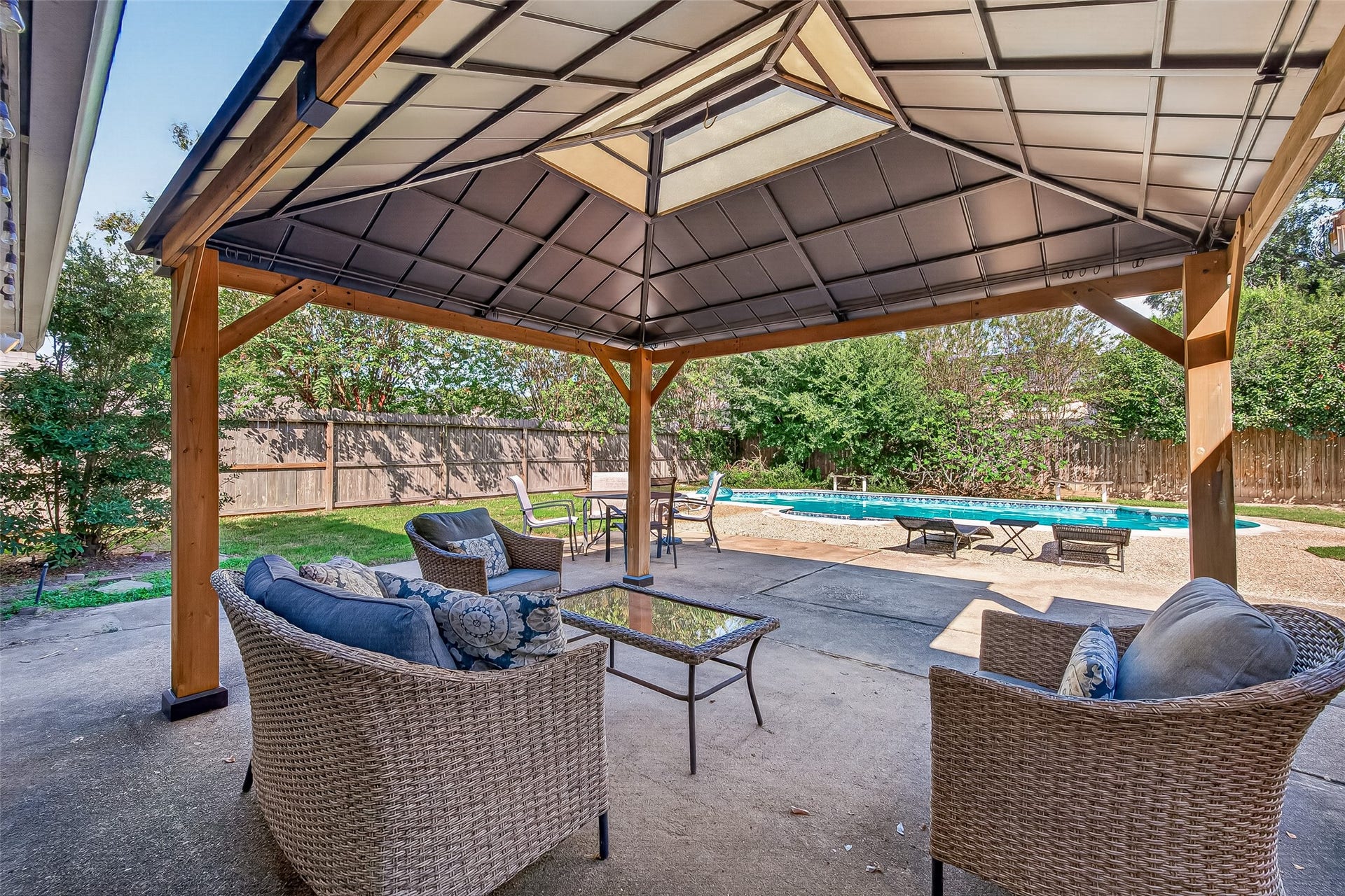 1715 Earl Of Dunmore Street, Katy, TX 77449 Covered Pergola for relaxing
